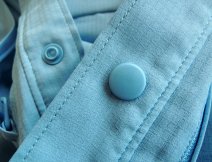 Fishing Shirt Simms Intruder BiComp - Plastic patents for quick shirt "zipping"/"unzipping"