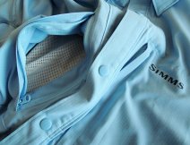 Fishing Shirt Simms Intruder BiComp - Practical zipped chest pockets with internal mesh
