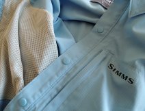 Fishing Shirt Simms Intruder BiComp - External and internal view of the processing of chest pockets