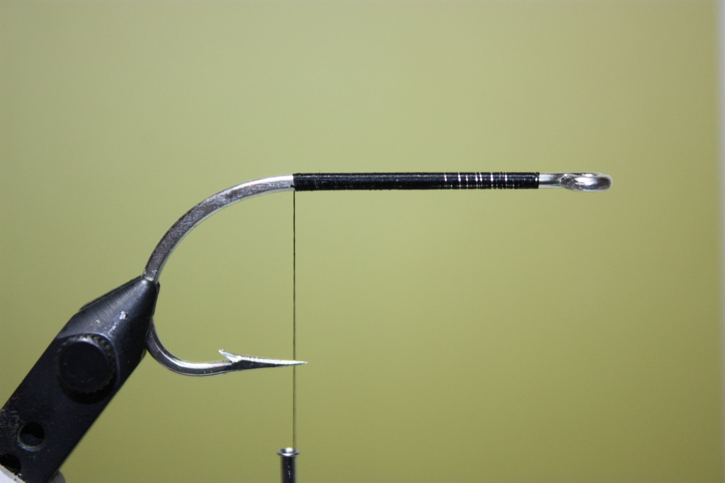 Start your thread on any long shank hook