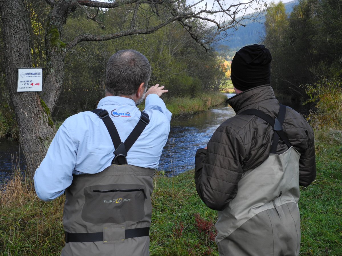 Discussing places and tactics