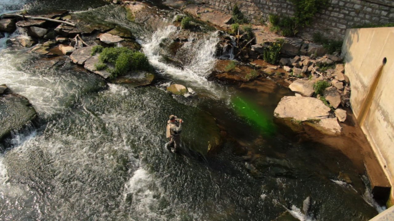 Great overhead views help you understand water conditions and how to deal with them
