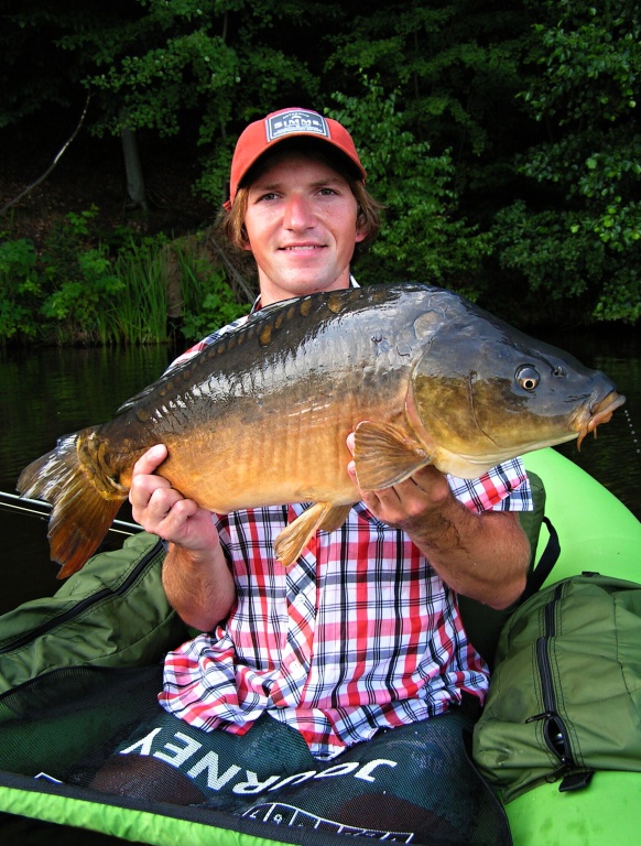 Friend with a nice mirror carp.