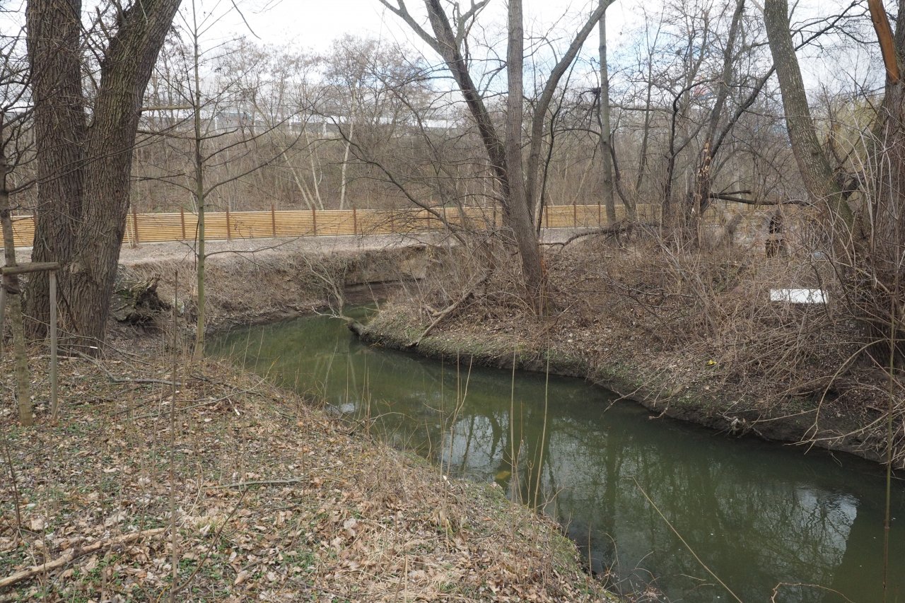 Klidn� voda nad Ji�n� spojkou