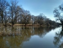 Nice place for the start of my fishing day! The fish go into a small bay from the mainstream nearby - my hunting territory!