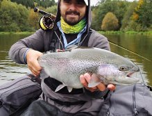 The warmer day was again used to belly-boat fishing and it was a good choice! I traced a really big trout in the tributary part lake. If you do not scare such a fish and cast your flies in its field of view, you can watch trout strike LIVE!