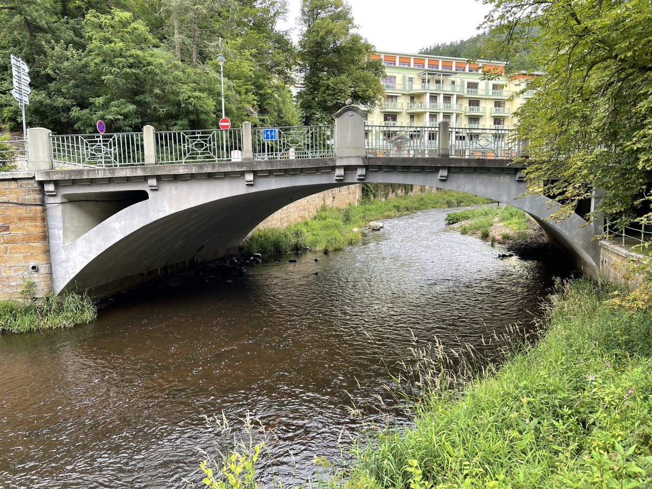 Tepl� river in Karlovy Vary