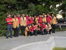 French and Spanish teams photo