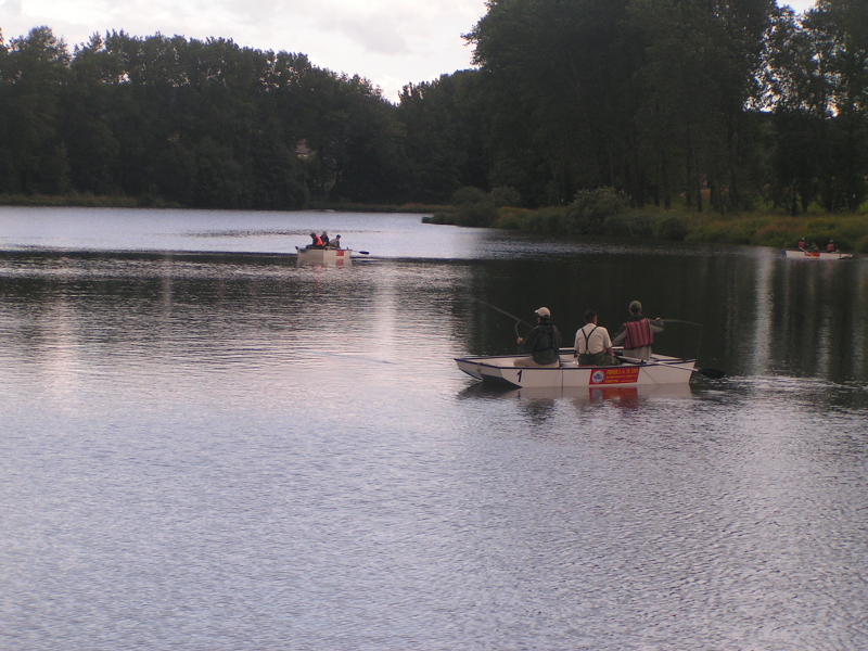 B�evnick� n�dr�, Chot�bo�