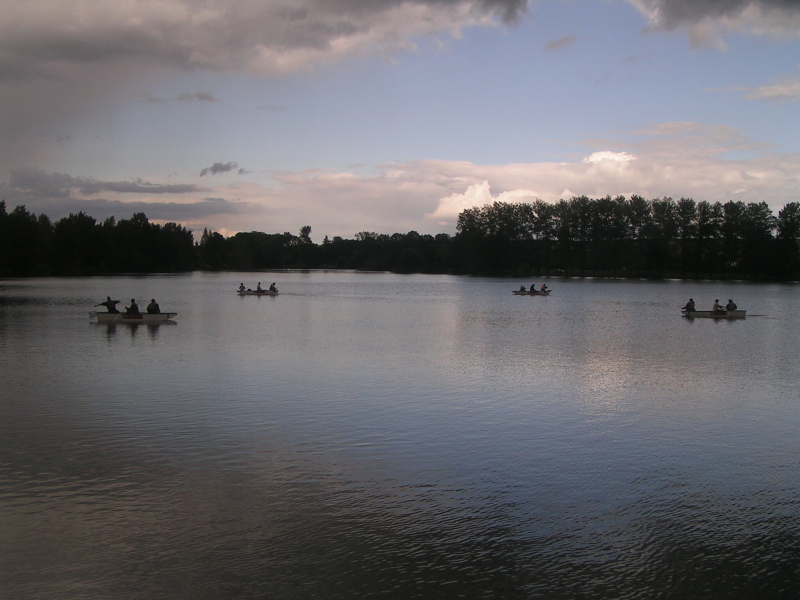 B�evnick� n�dr�, Chot�bo�