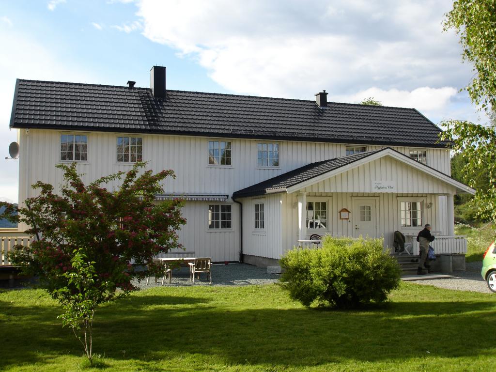 Another picture of the Lower Gaula Lodge