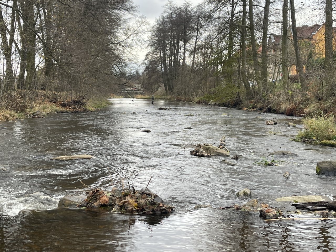 Svatava by the footbridge at the spinning mill in Svatava