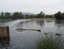 Berounka - the weir in Zadní Třebaň