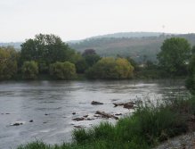 Berounka - the weir in Zadní Třebaň