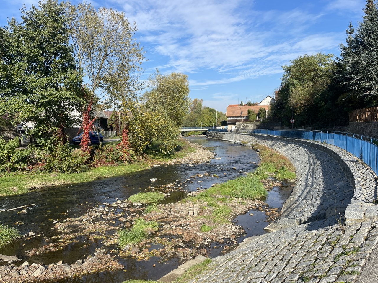 Lit�vka in Lochovice