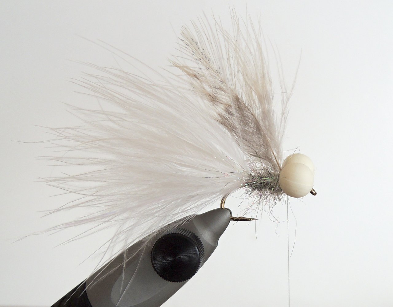 STEP 6 - Hackles Tying - Imitation Of Movable Scales