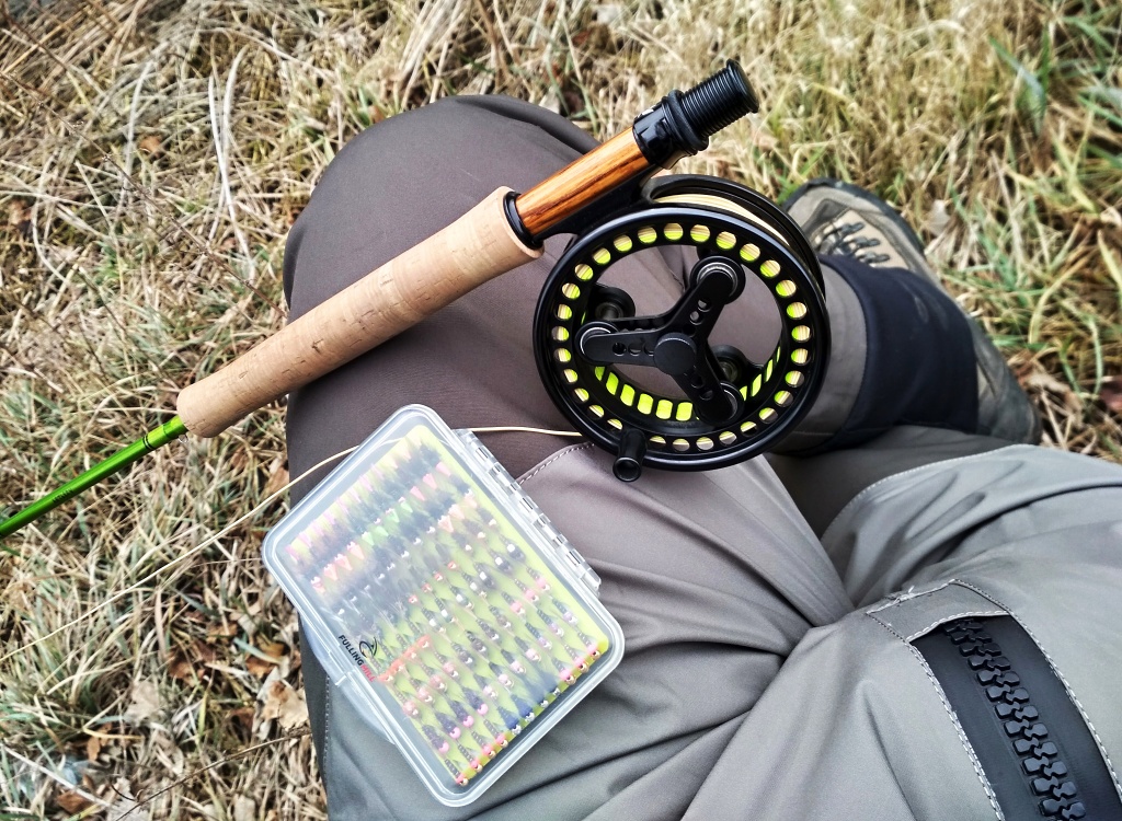 In such cases, after successfully passing through the section with the streamer, it is possible to test luck with nymphs and test the activity of fish with these patterns. Moreover, there is hope for another catch of other - non-predatory - fish.