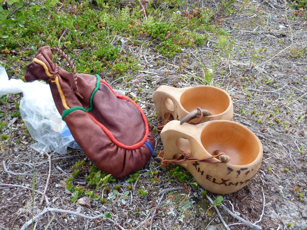 Coffee and water cups