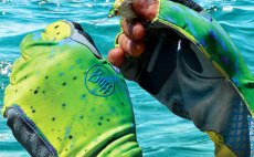 Fly Fishing Gloves Buff Original Fighting & Work Pro Series - In Action