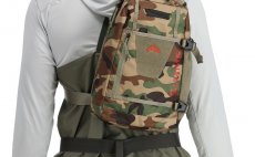 Sling Pack Simms Tributary Woodland Camo