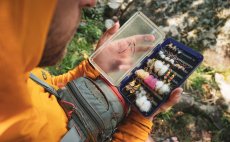 Fly Box Fulling Mill Dry Fly & Hopper Box Blue - In Action