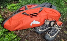 Taco Wader Bag Simms - In Action