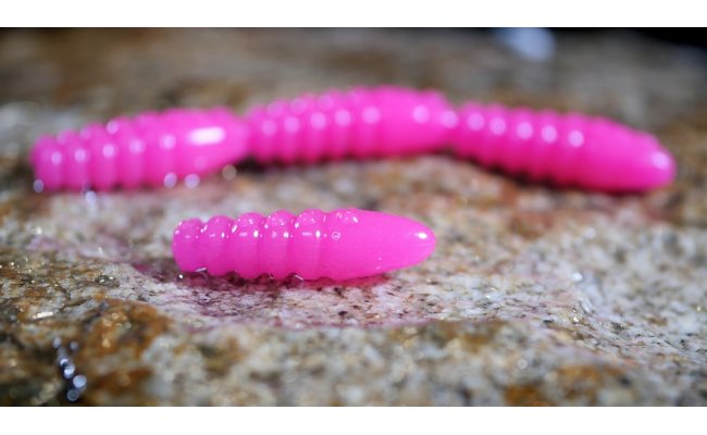 Gummy Larva RedBass Trout Grub L - 3 x 25 mm Gummy Larva RedBass Trout Grub L - 3 x 25 mm Black & Green