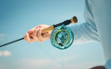 Fly Reel Guideline Aura Blue - In Action