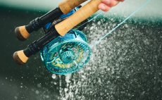 Fly Reel Guideline Aura Blue - In Action