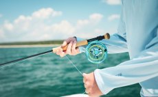 Fly Reel Guideline Aura Blue - In Action