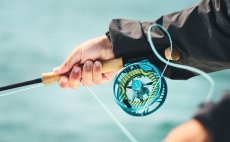 Fly Reel Guideline Aura Blue - In Action