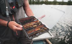 Fly Box Fulling Mill Guide Box Grey - In Action